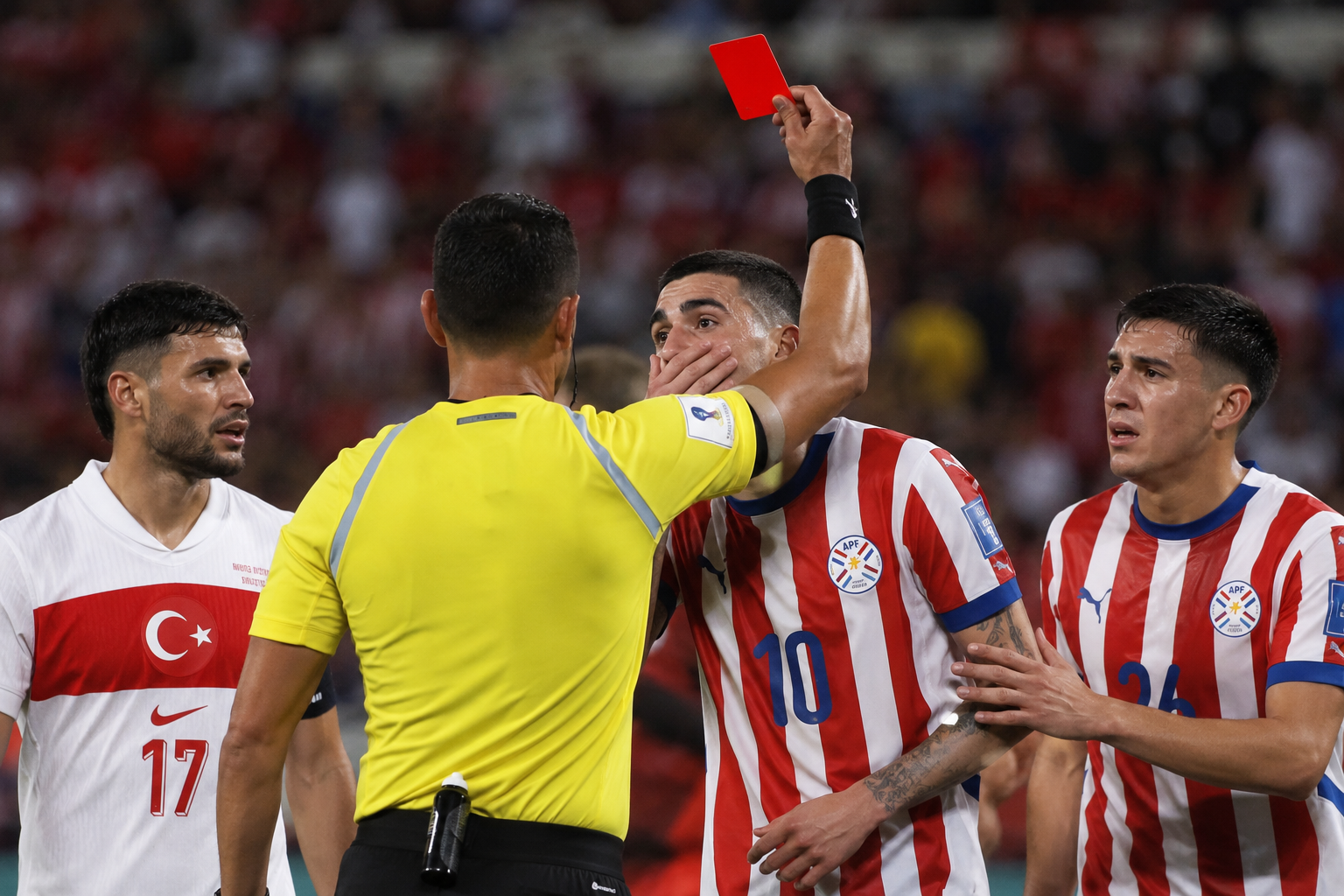 Turquía y Haití se despiden; Almirón ve roja histórica.