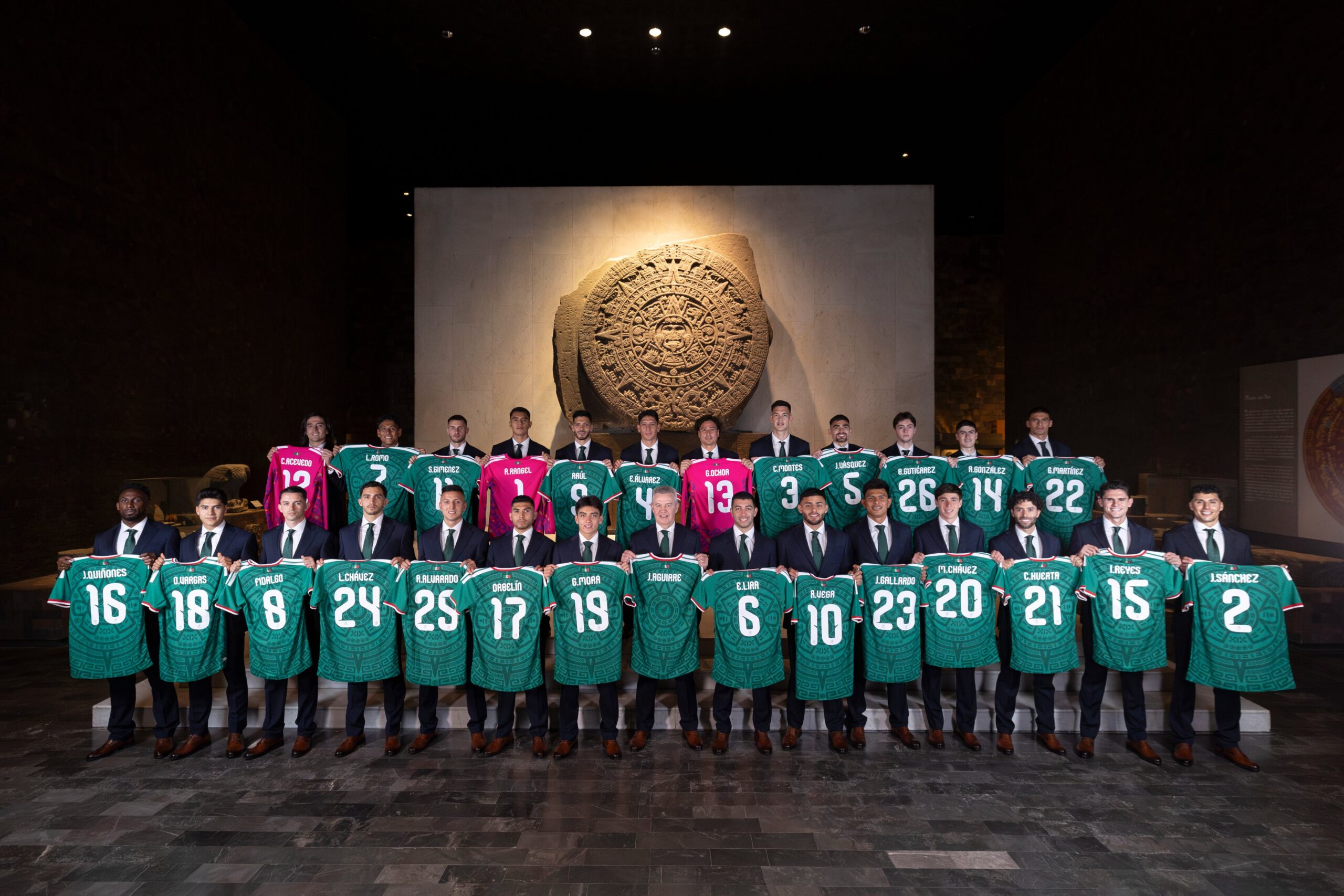 Tricolor posa en ícono cultural de México rumbo al Mundial 2026.
