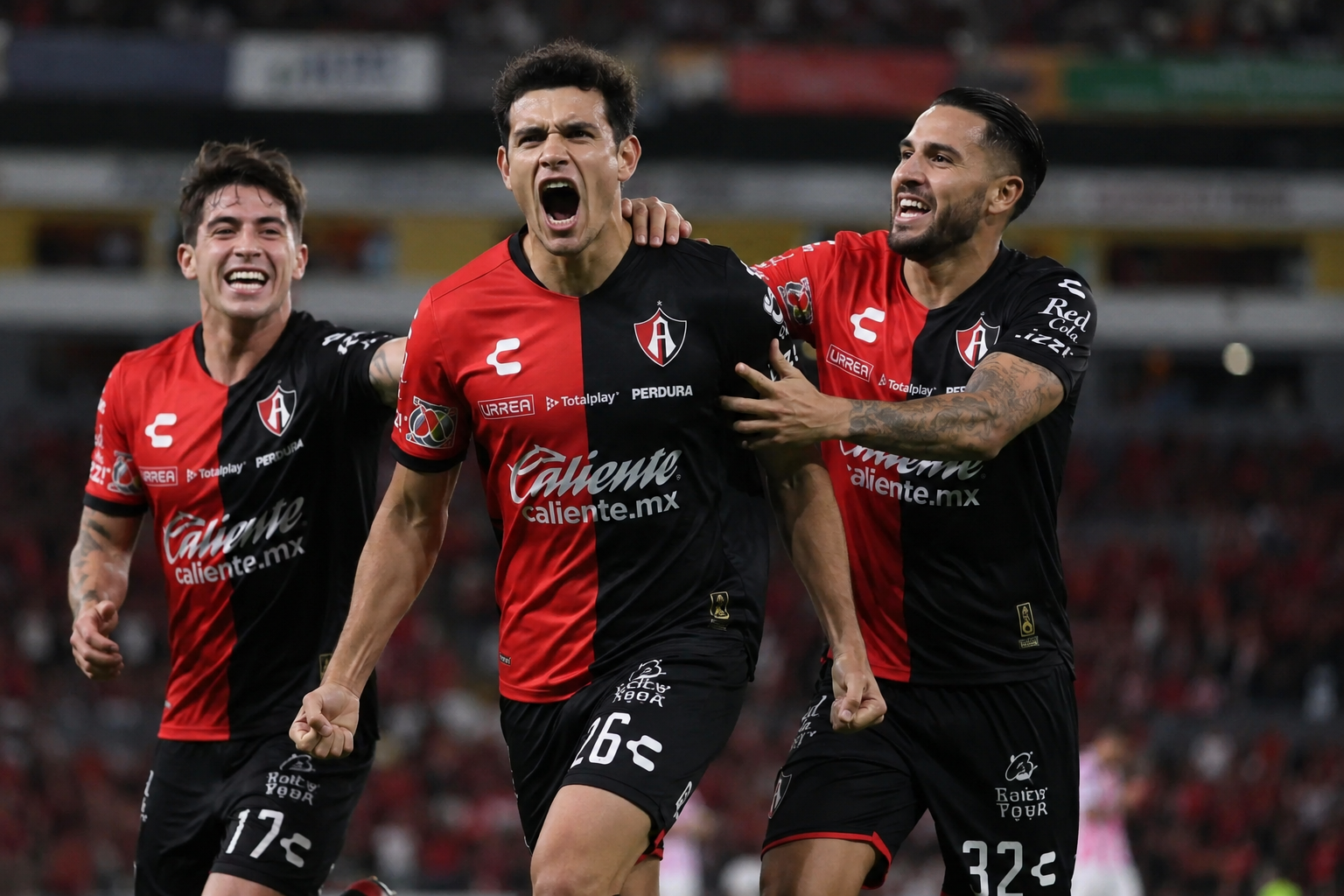 Atlas remonta y vence 3-2 a León en un vibrante debut del Apertura