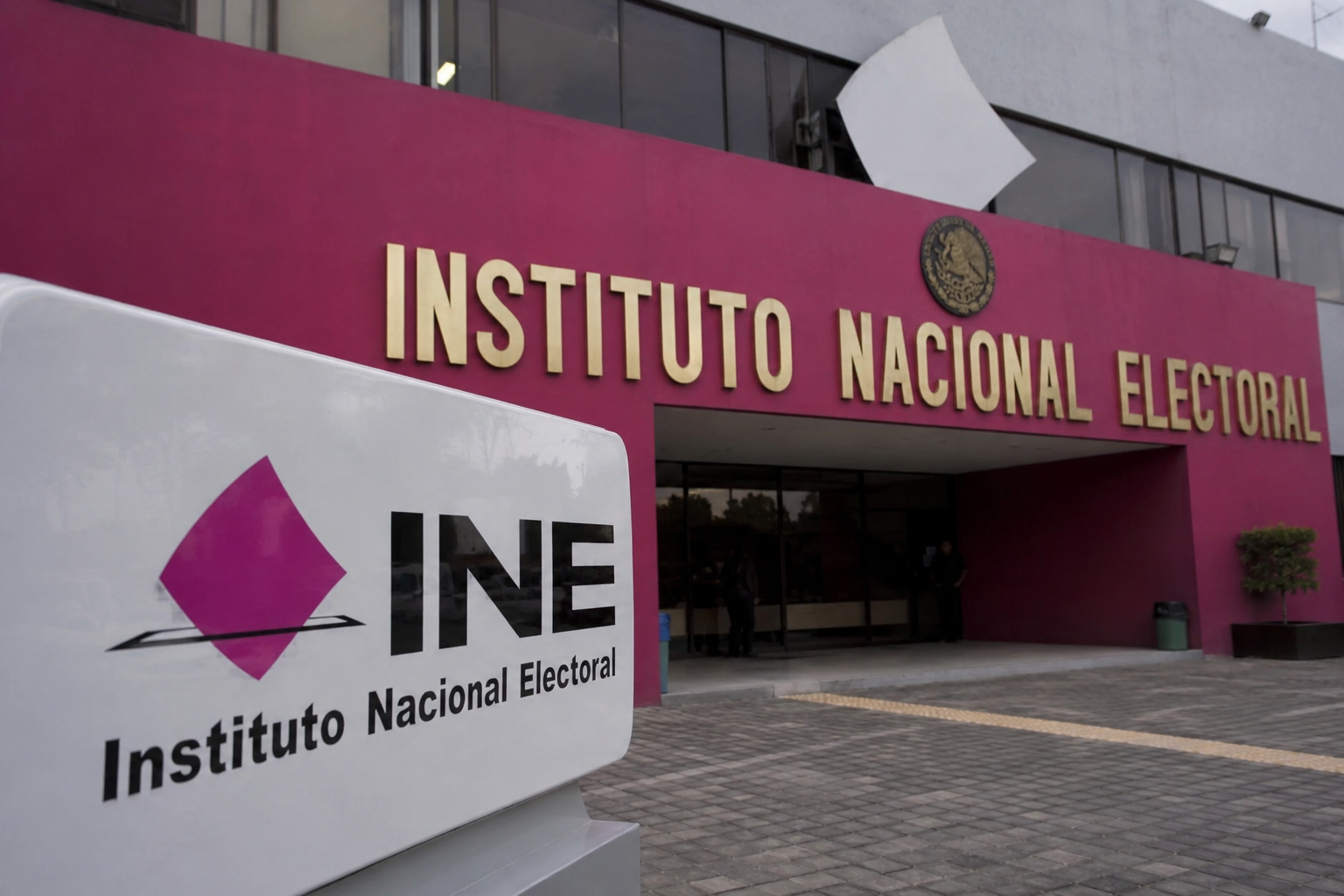 PRD enfrenta 211 litigios durante su proceso de liquidación ante el INE.