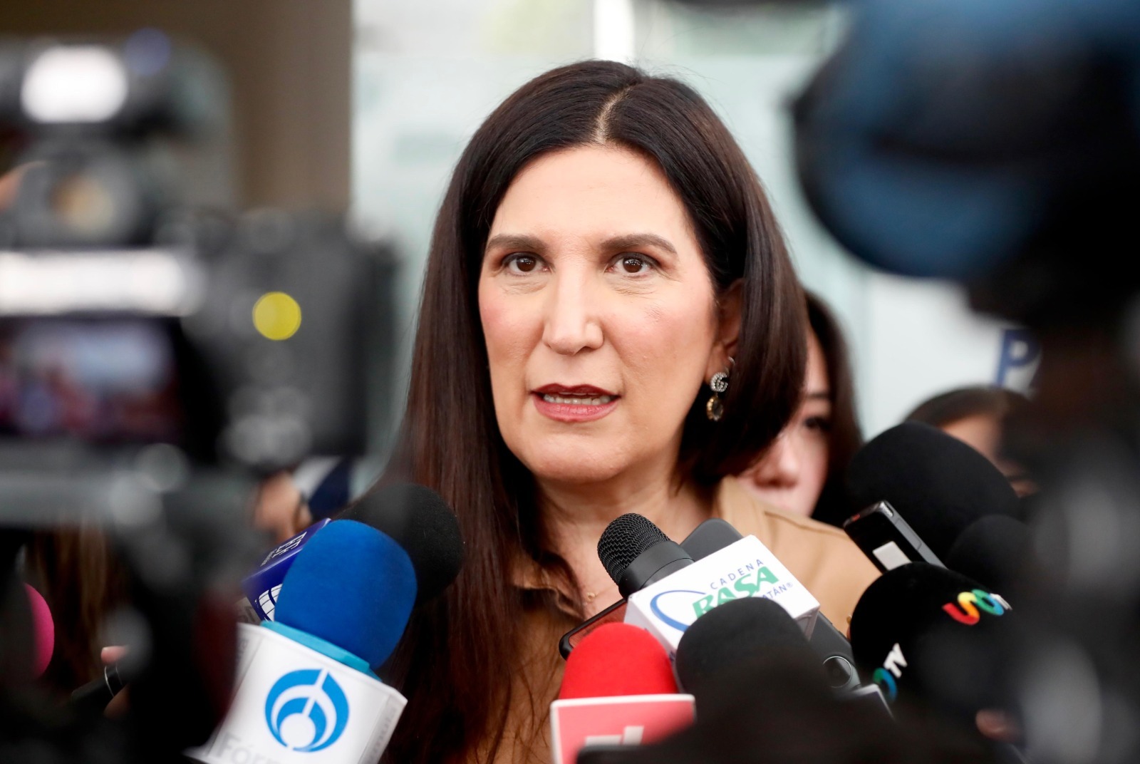 Kenia urge regular IA y tecnología para proteger a niñas y niños.