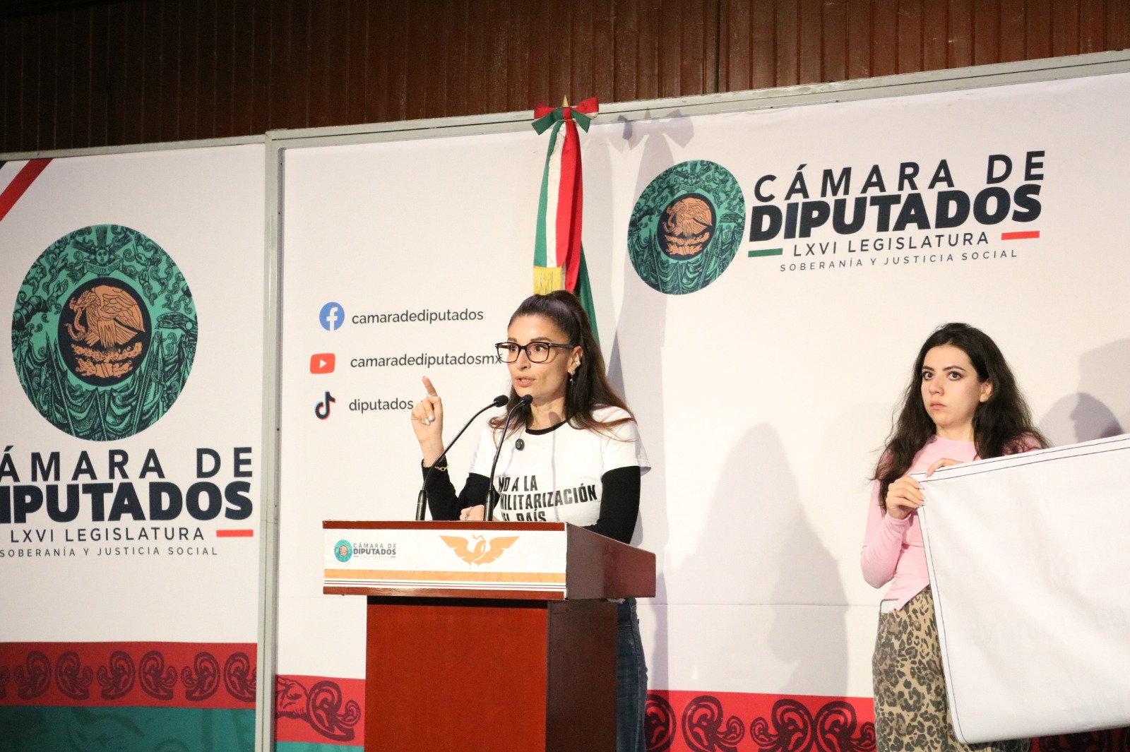 MC pide salida de Rosario Piedra por recomendación sobre Ayotzinapa.