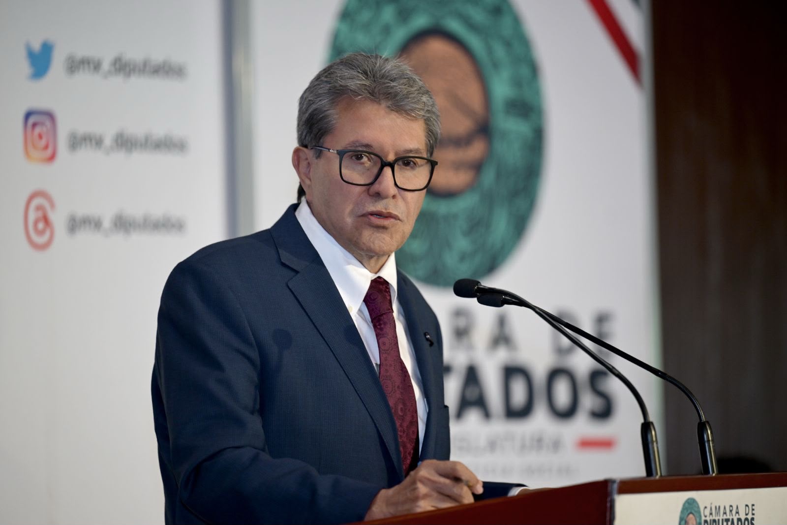 Monreal respalda a Sheinbaum y rechaza injerencia de Estados Unidos.