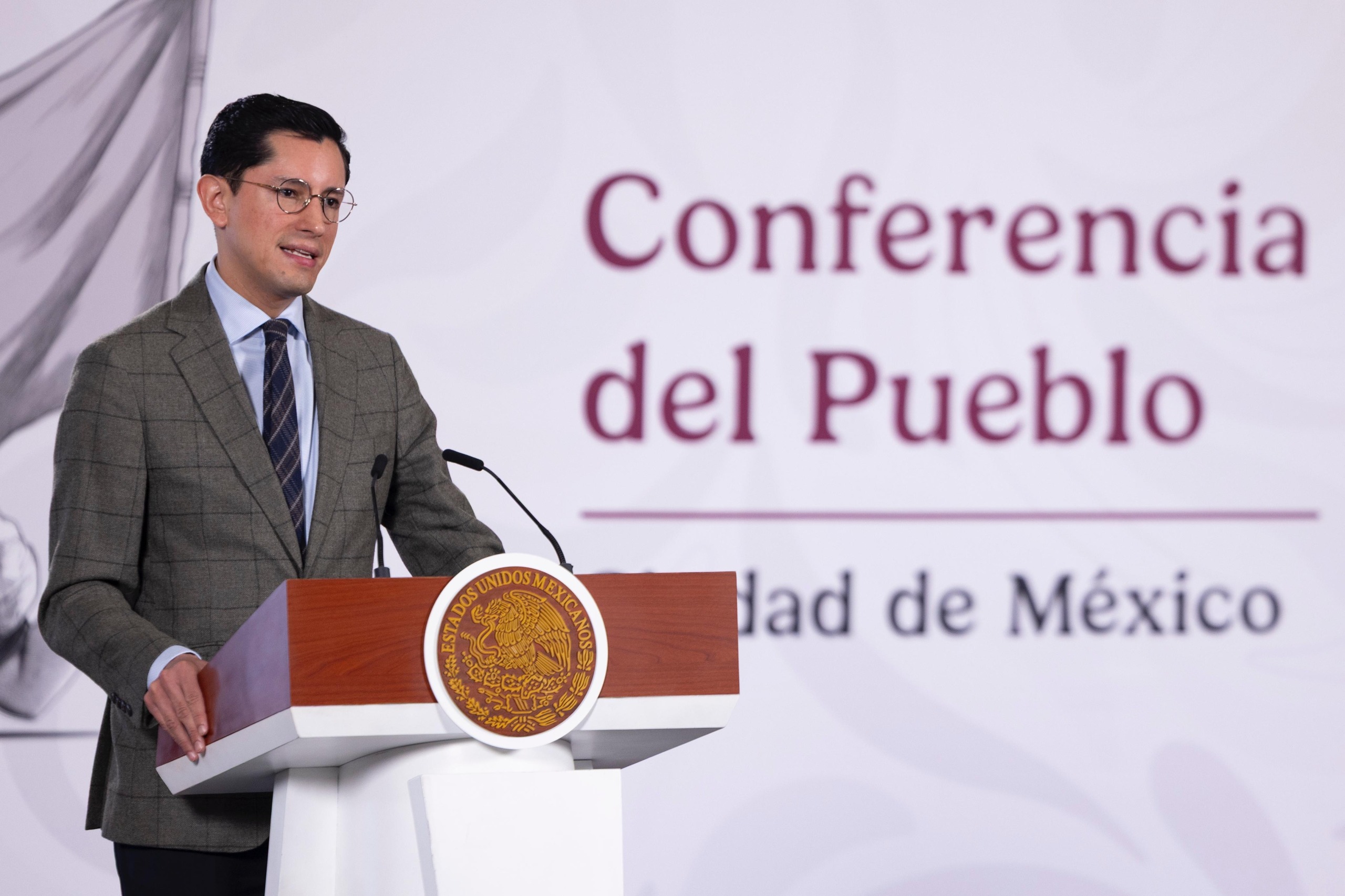 SRE llevará a tribunales de EU casos de 17 mexicanos muertos por ICE.