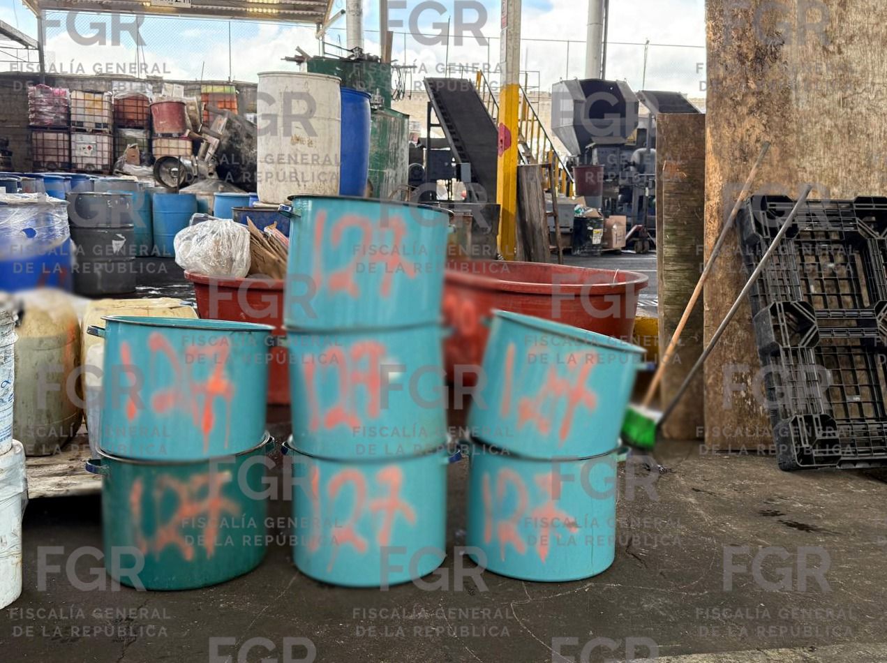 Destruyen químicos, narcóticos y 393 tragamonedas en Nayarit.