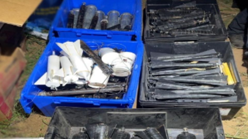 Marina decomisa explosivos, armas y vehículos blindados en Sinaloa.