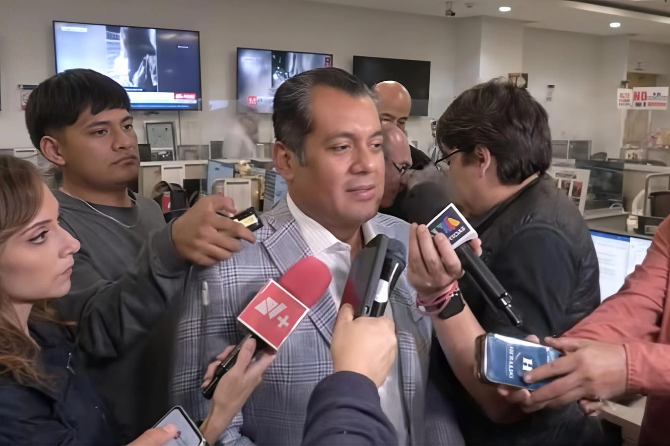 Morena llama a la oposición a competir con propuestas rumbo a 2027.