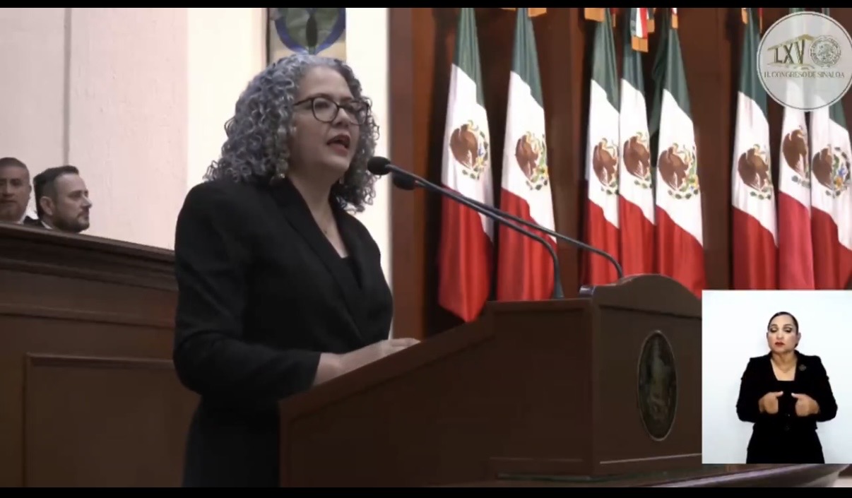 La gobernadora interina ofrece seguridad, justicia y neutralidad electoral.