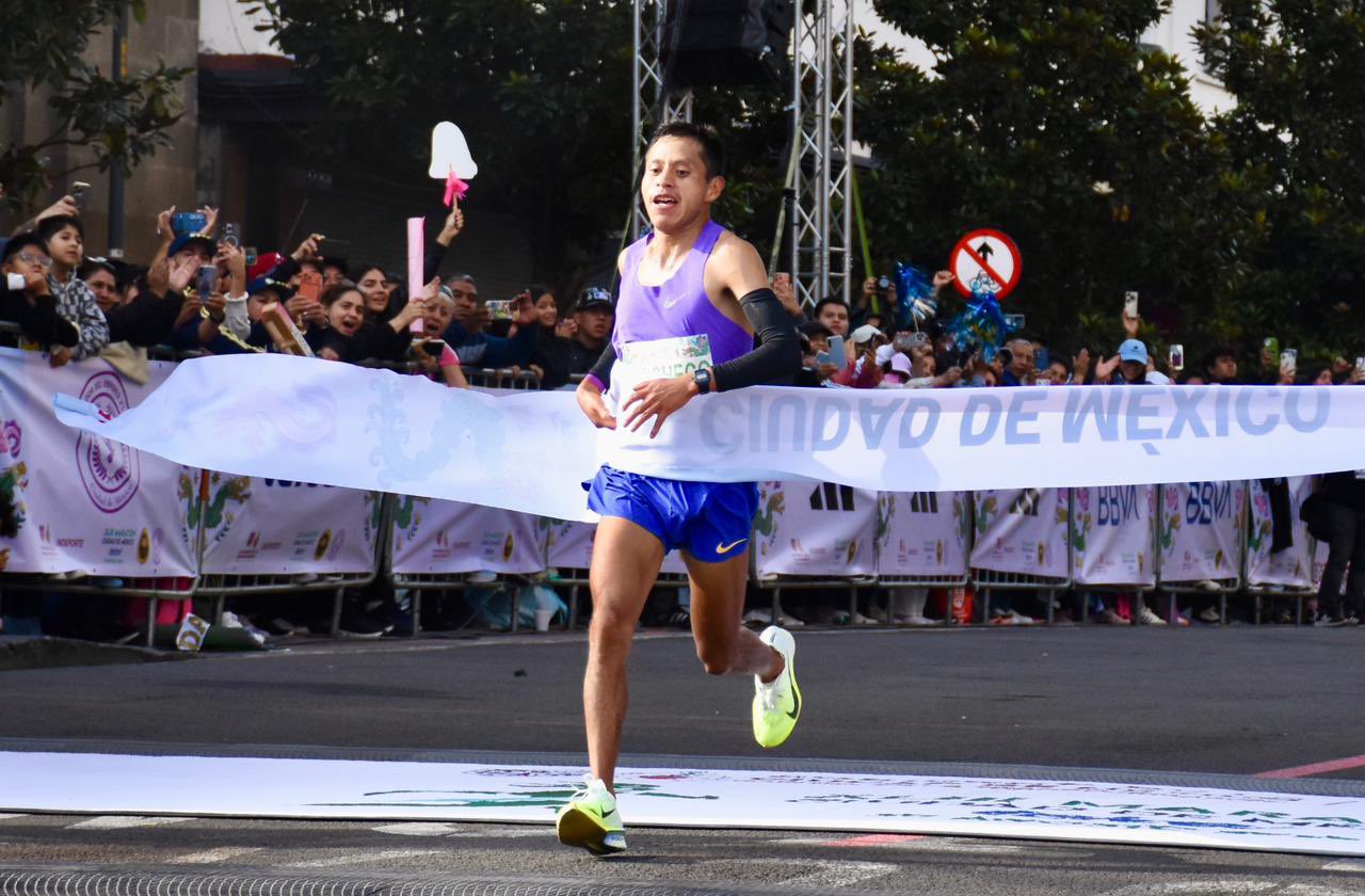 Perú y Etiopía conquistan el Maratón CDMX; México domina en silla de ruedas