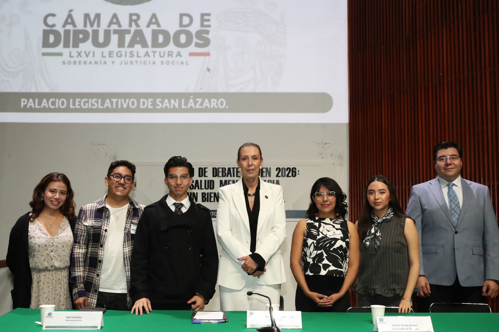 Especialistas urgen ampliar atención y frenar estigmas entre los jóvenes