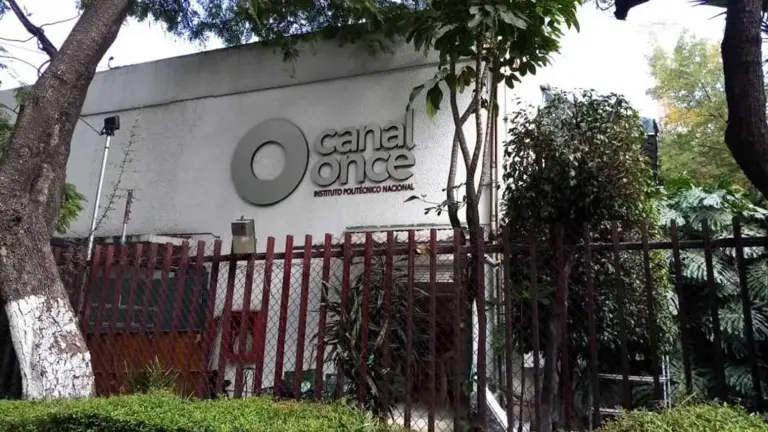 Canal Once retoma instalaciones y revisará daños tras ocupación