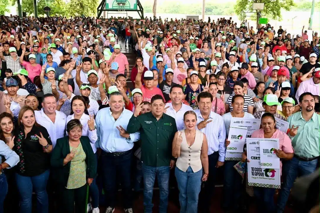 El programa está dirigido a familias que no cuentan con una propiedad ni han podido acceder a un crédito de vivienda; además, se preparan 5 mil paquetes de construcción para beneficiarios que ya cuentan con su certificado de lote