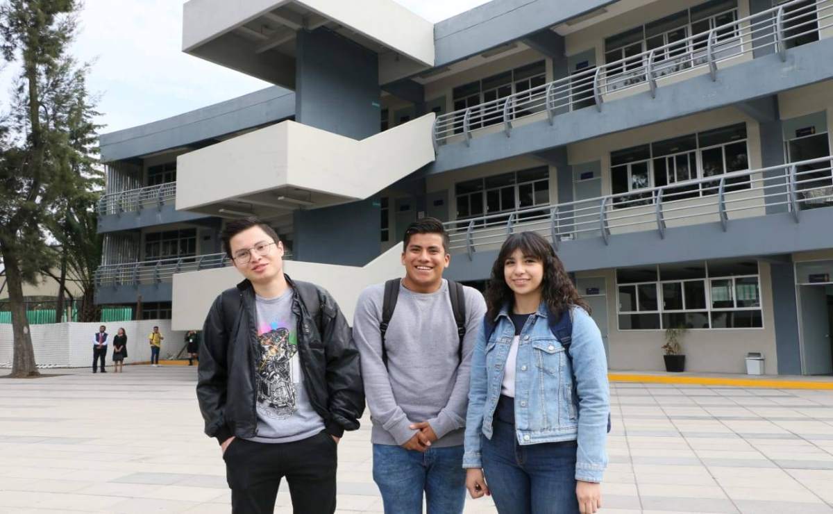 SEP ofrece 37 mil 503 lugares universitarios sin examen ni cuotas.