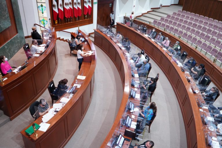 Congreso avala segunda licencia de Rocha tras presión de Morena y Sheinbaum.