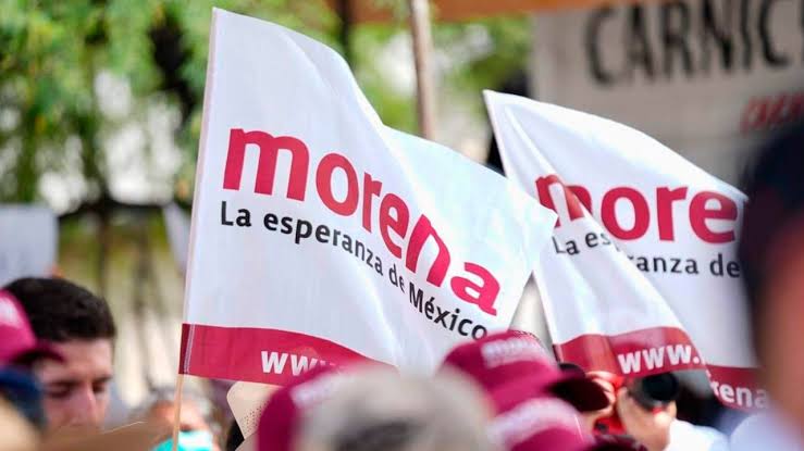 Morena afirma que Rocha Moya decidió volver sin consultar a dirigencia.