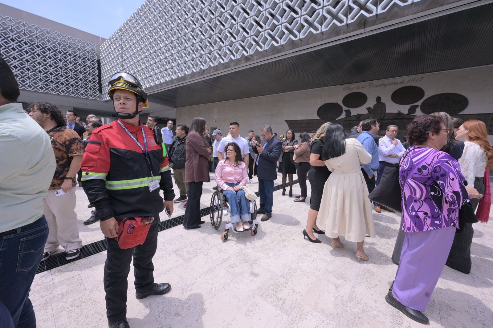 San Lázaro desalojó 14 inmuebles en cuatro minutos y reportó saldo blanco.