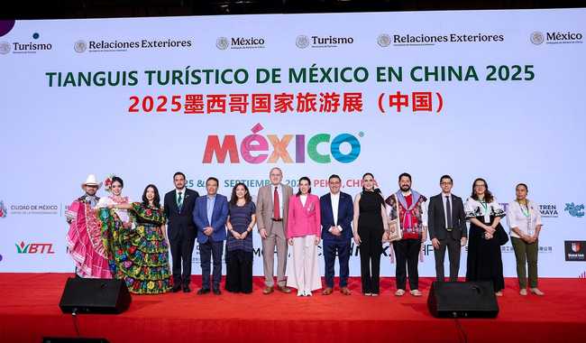 Turistas chinos gastan 3 mil dólares por viaje; México busca atraerlos