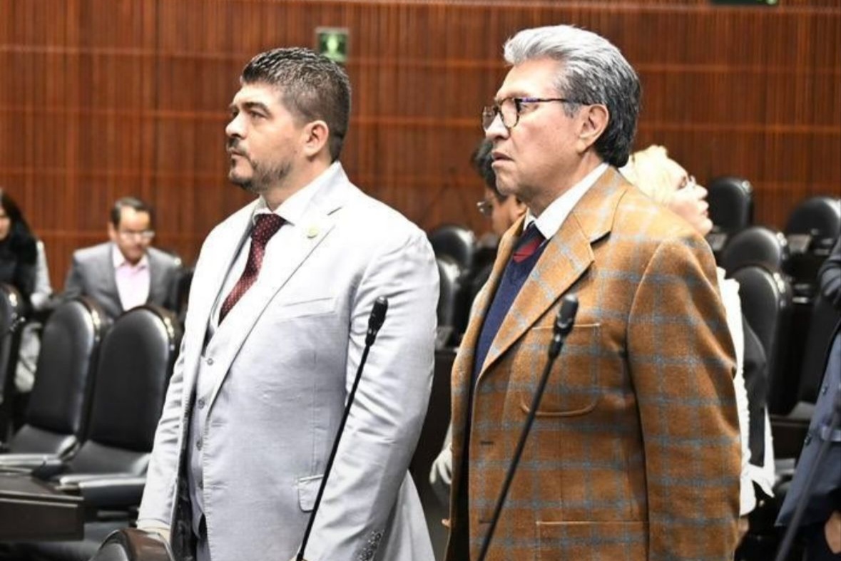 Monreal expresó condolencias por la muerte del diputado veracruzano.