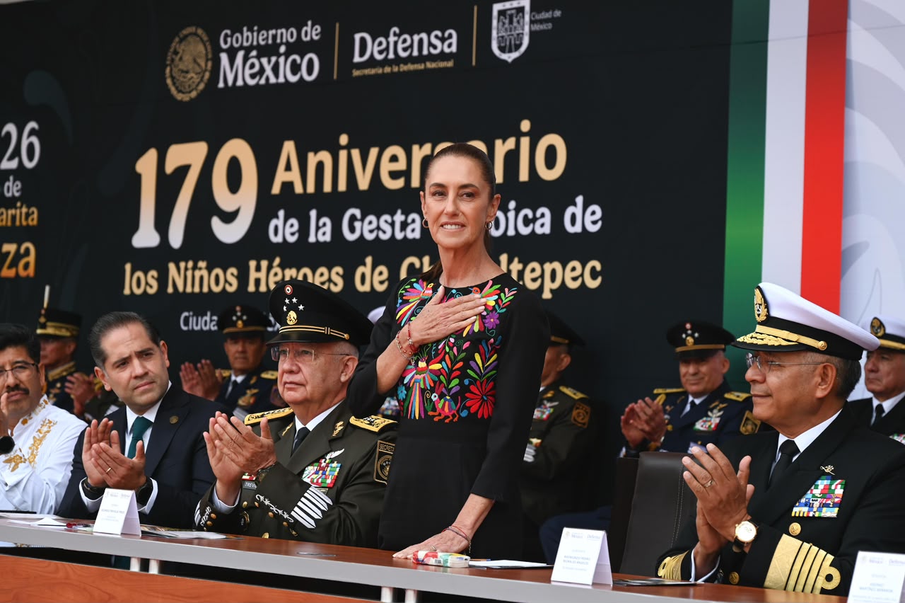 Sheinbaum encabezó la ceremonia por los 179 años de la gesta de Chapultepec.
