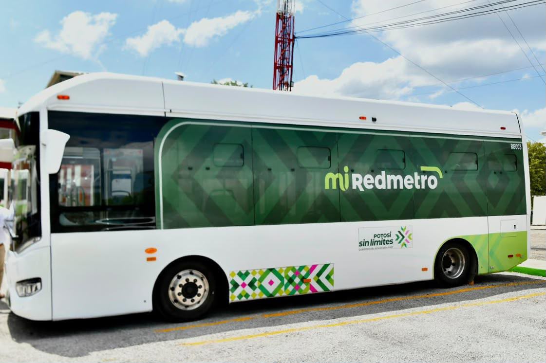 RedMetro unirá 10 municipios de la Huasteca en ruta gratuita de 100 km.