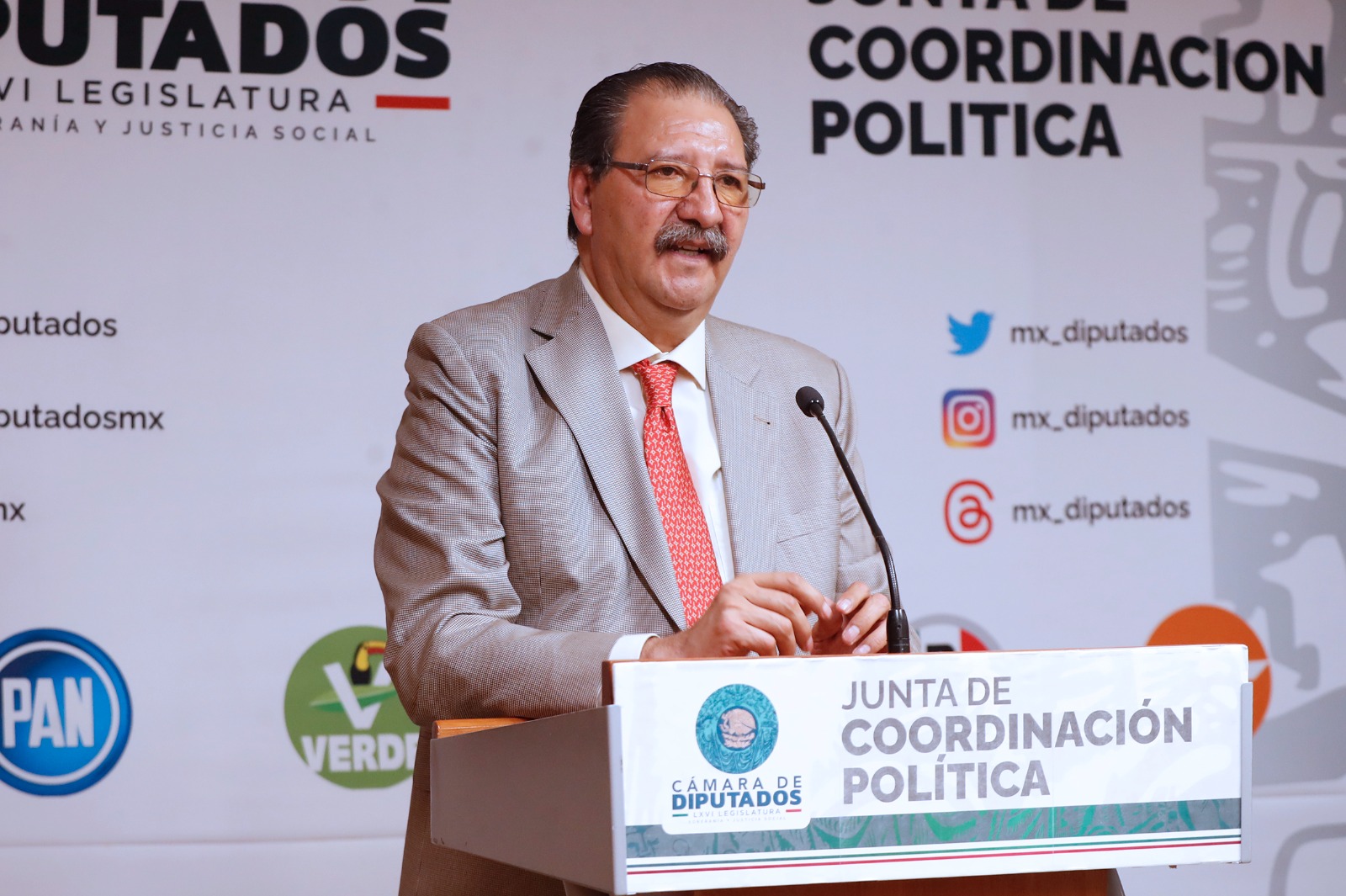 PT acusa boicot a Sheinbaum y reclama una revolución sindical en México