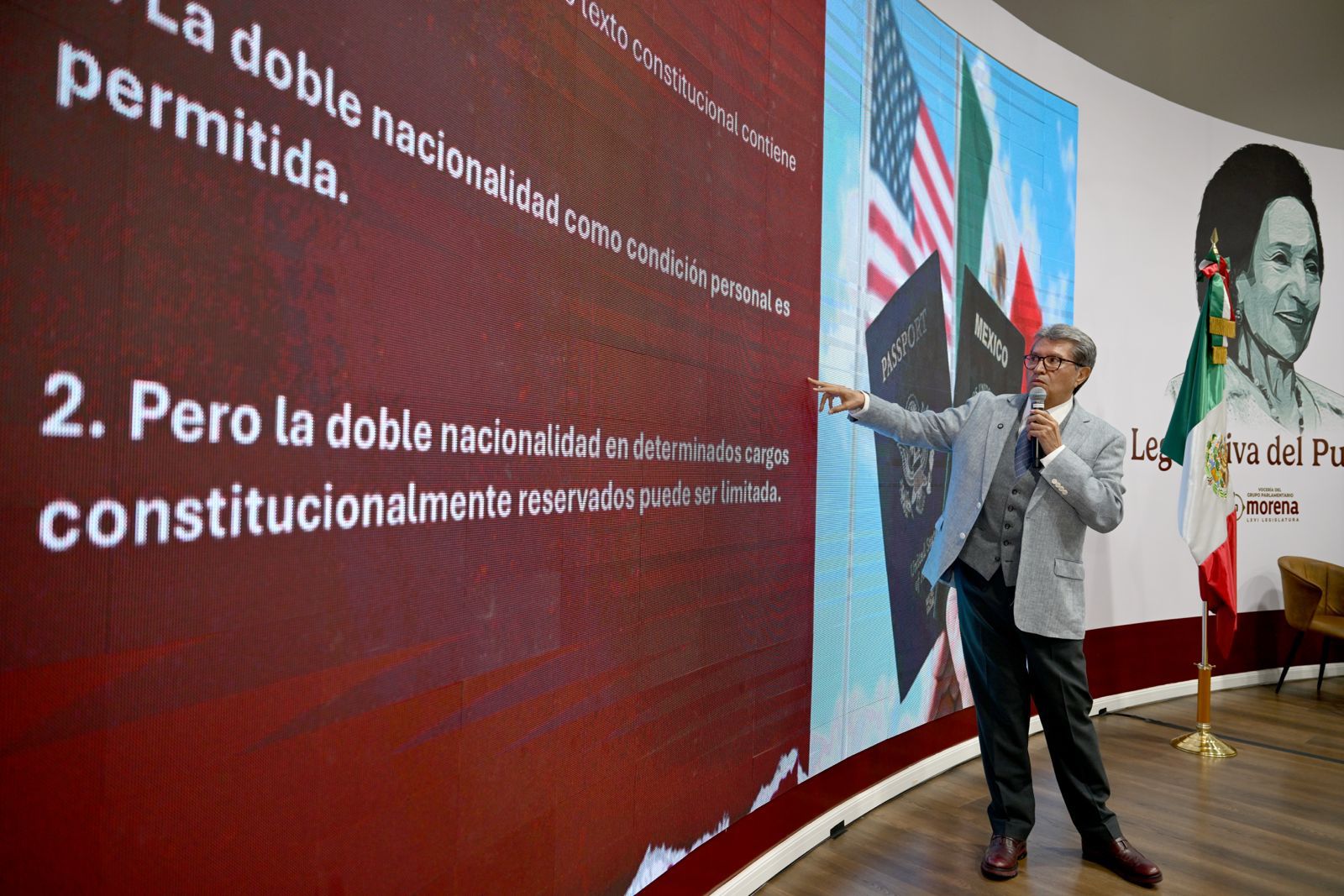 Monreal pide no anticipar alzas fiscales antes del 8 de septiembre