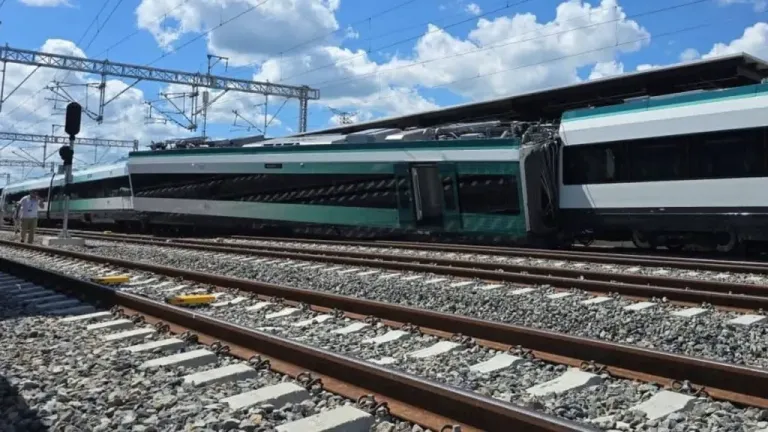 Presidenta defiende seguridad del Tren Maya y revisará anomalías en Aduanas.