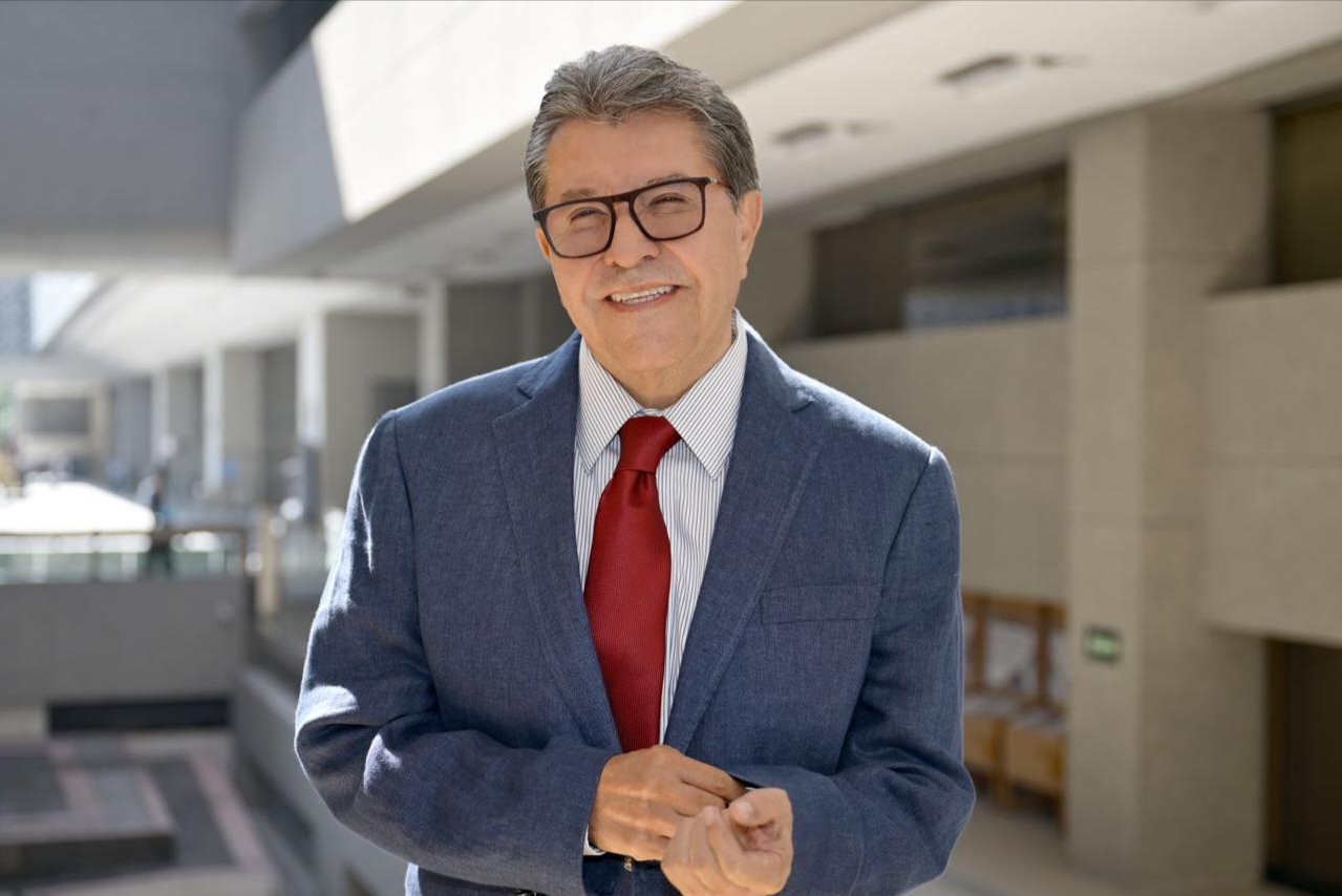 San Lázaro honra a la UNAM y abre debate sobre sus retos futuros.