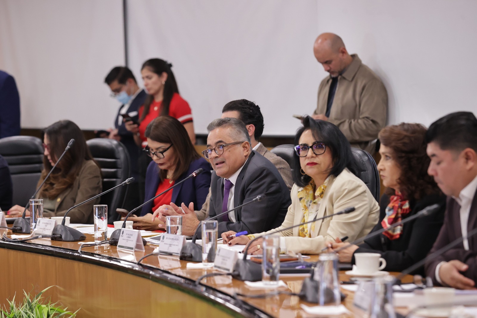 Comisión avala ley digital; SHCP podrá definir sectores sin efectivo