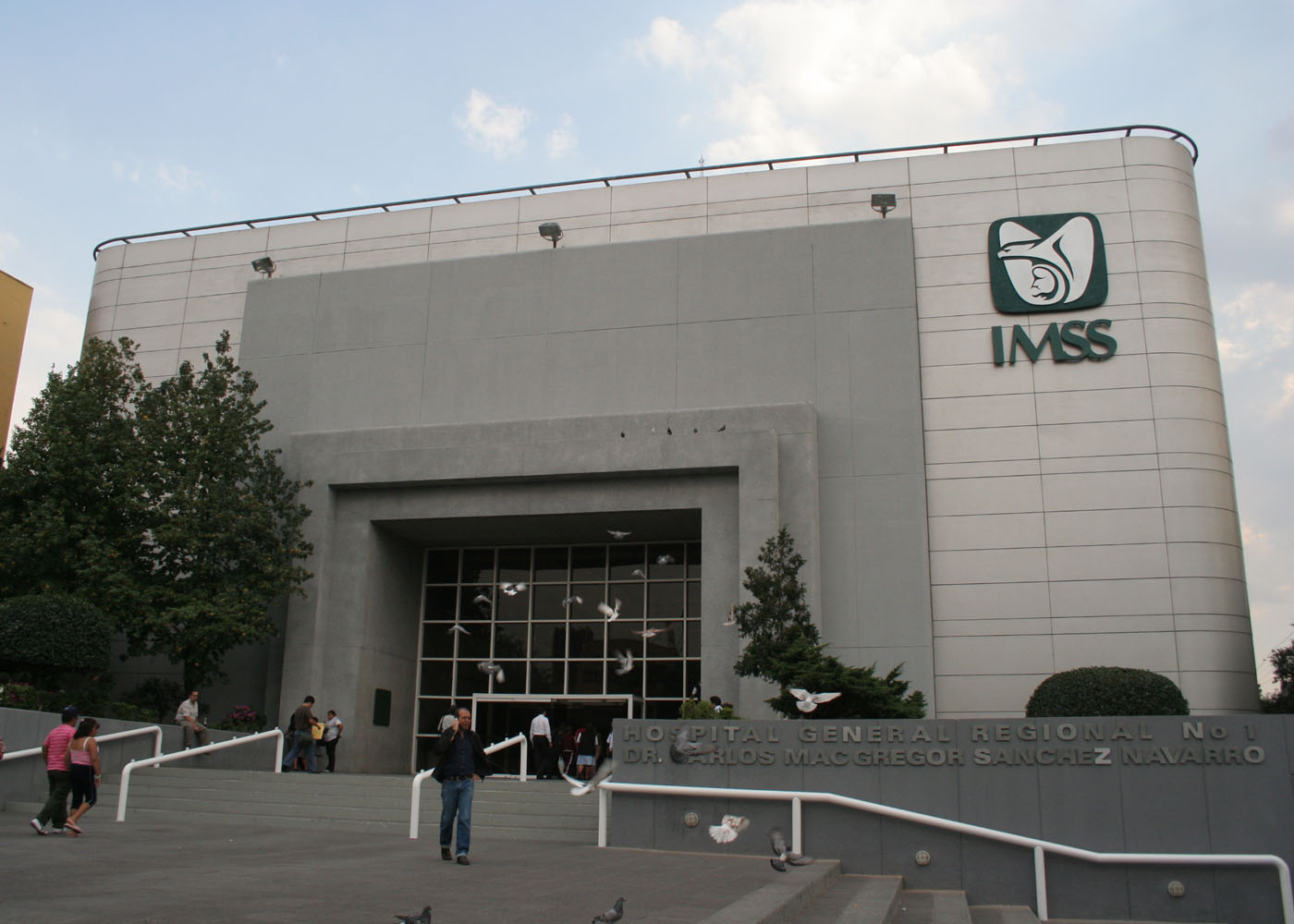 El IMSS invertirá 11 mil 745 mdp en cirugías, personal y equipo hospitalario.