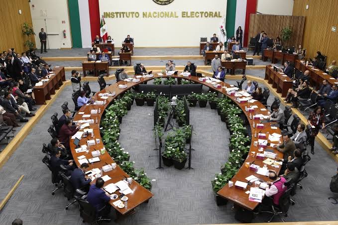 IFE cumple 36 años: las reformas que dieron origen al INE en México