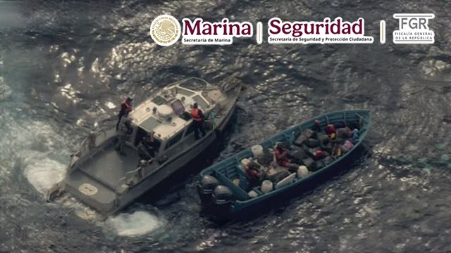 Marina y Guardia Costera de EU interceptan droga y detienen a seis.