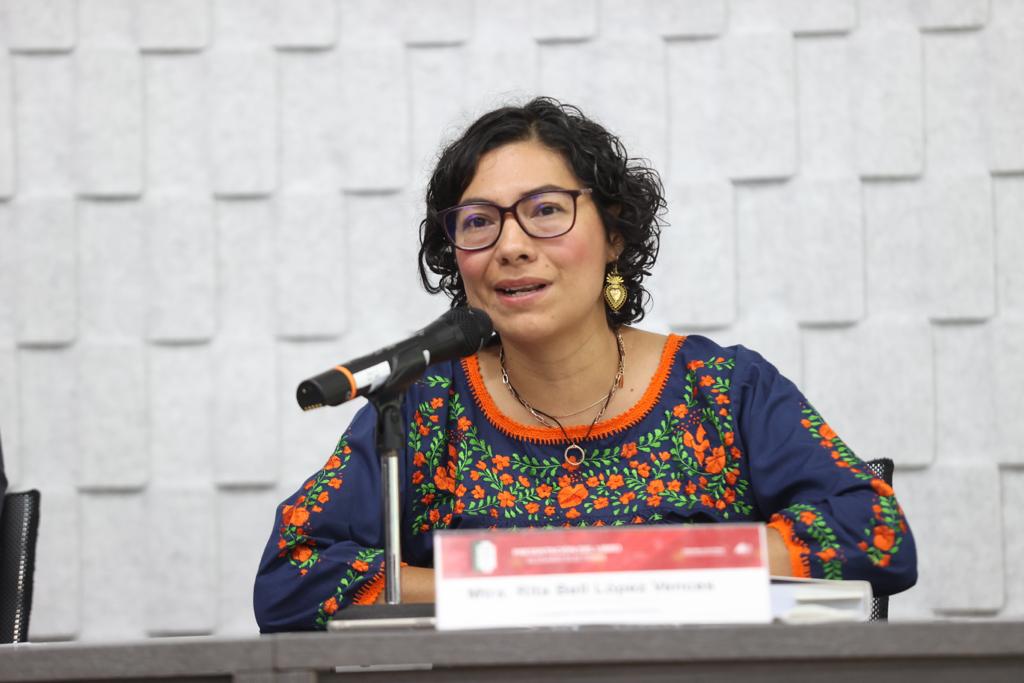 Rita Bell acusa amenazas tras exigir datos de contratos en el INE.