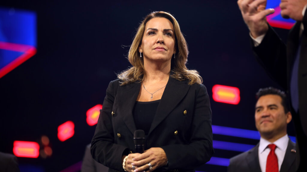 La zarina antidrogas de Trump amenaza a políticos ligados a cárteles.
