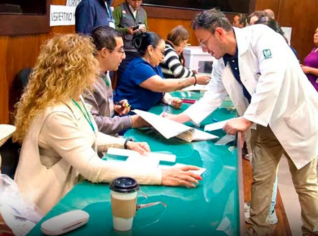 IMSS somete al voto alza salarial; STPS reporta jornada sin incidentes.