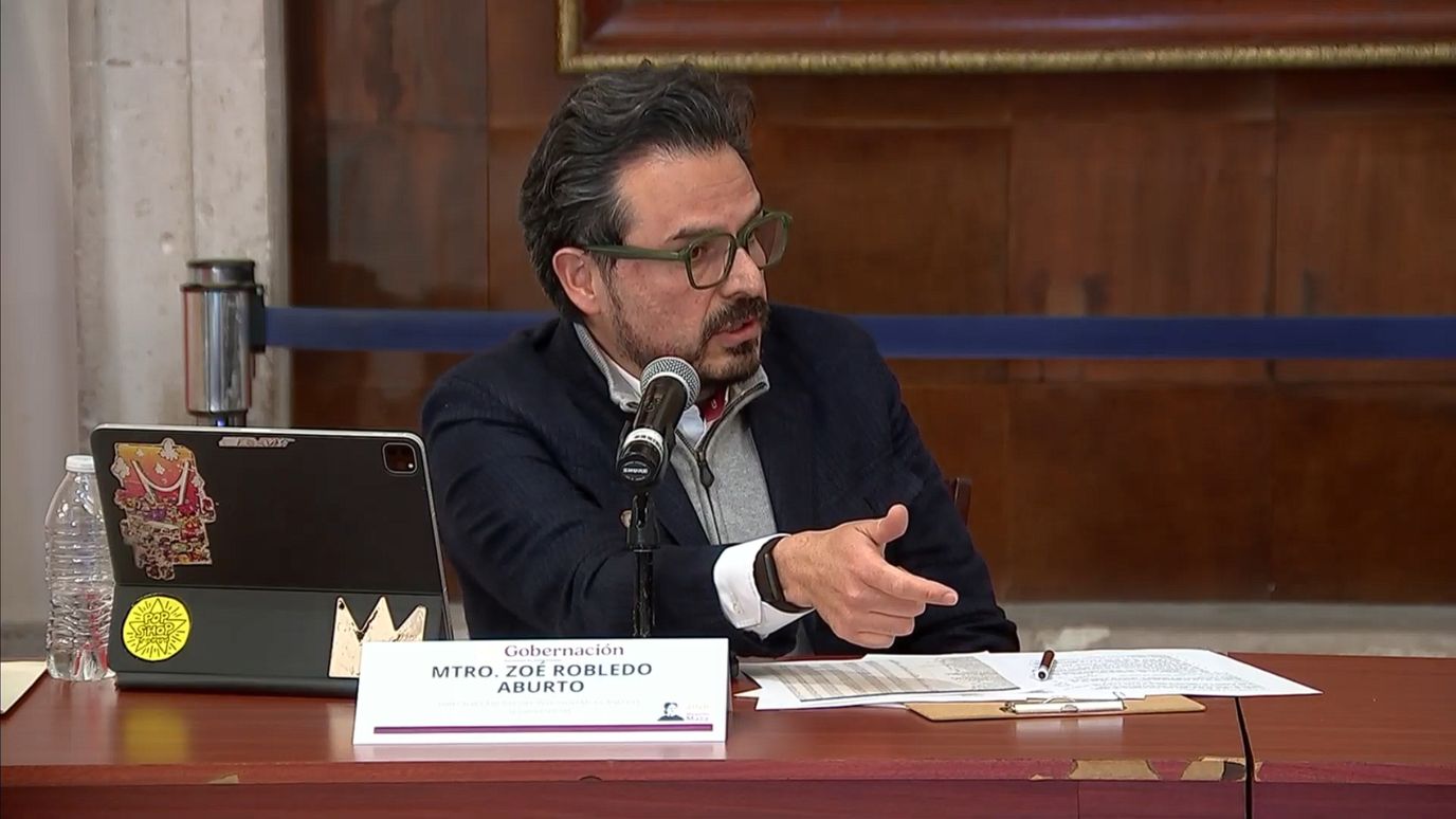 Robledo evita aclarar si el IMSS puede mejorar su oferta salarial.