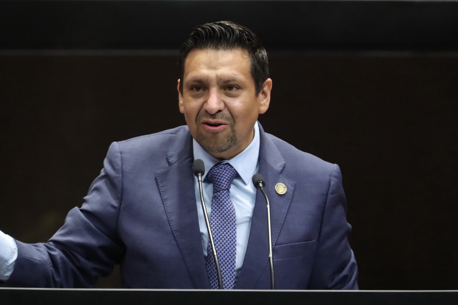 Proponen enseñar primeros auxilios y RCP desde las aulas del país.