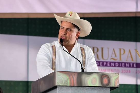 Fiscalía apunta al CJNG por crimen de Manzo; van 33 detenidos en caso.
