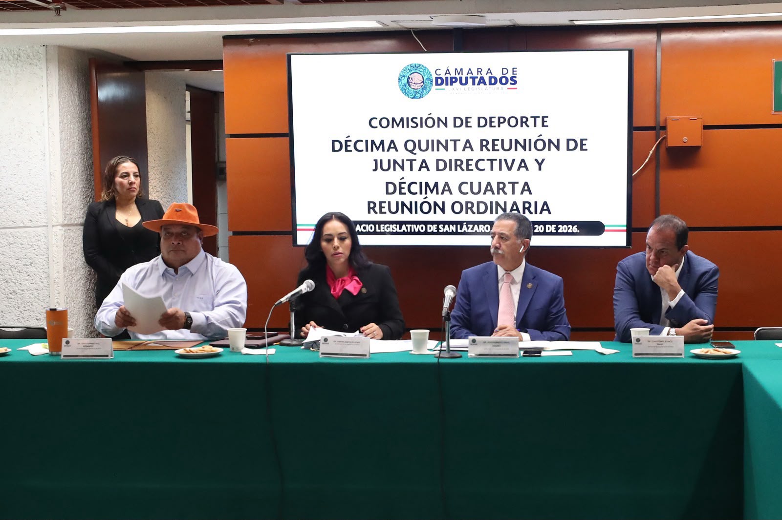 Diputados avalan penas por corrupción y amaño de competencias deportivas.